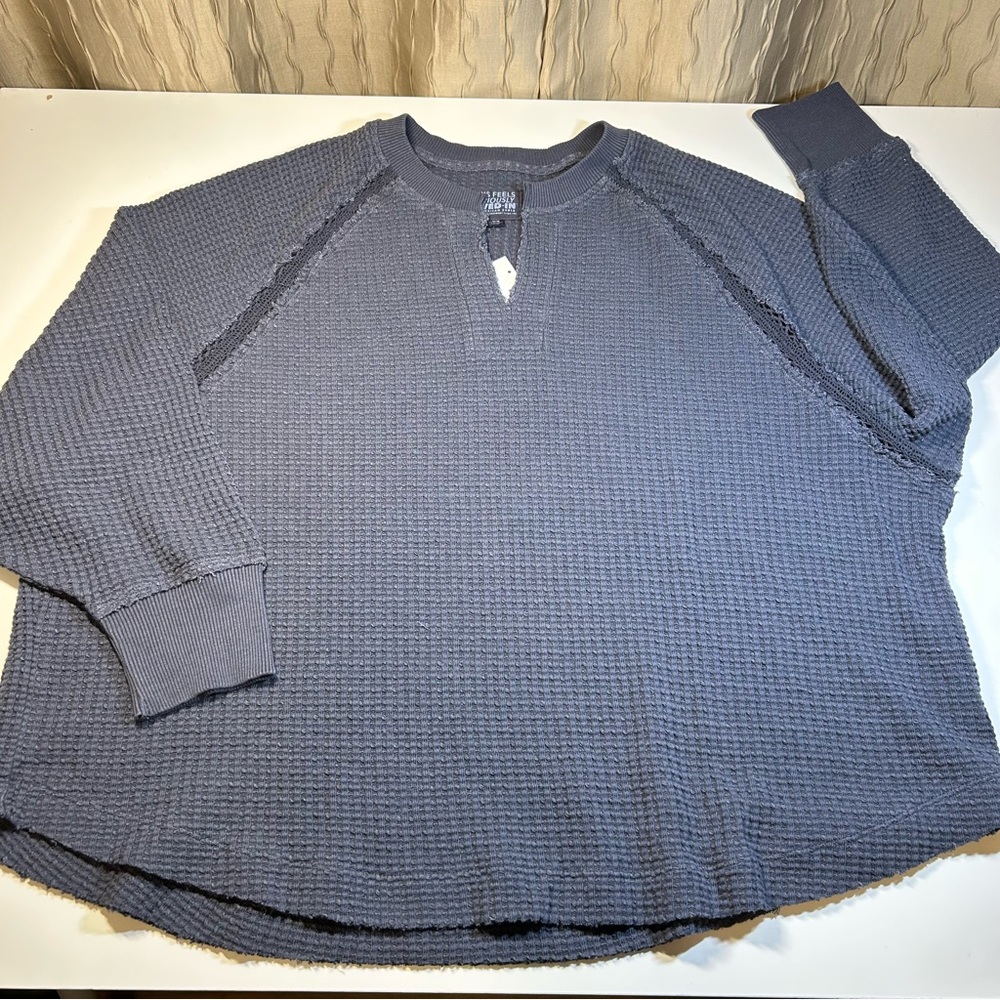American Eagle Outfitters Women's Medium Blue Waffle Knit Pullover Lace Trim NWT